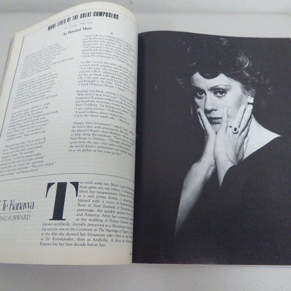 VANITY FAIR MAGAZINE MAY 1983 DAVID Bowie HOCKNEY - Picture 7 of 8
